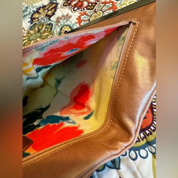 Hobo Pink Leather Wallet Clutch - Picture 8 of 12